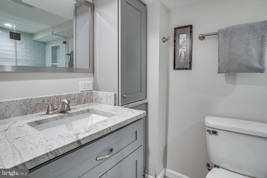 204 Uhler Ter Property Photo 5