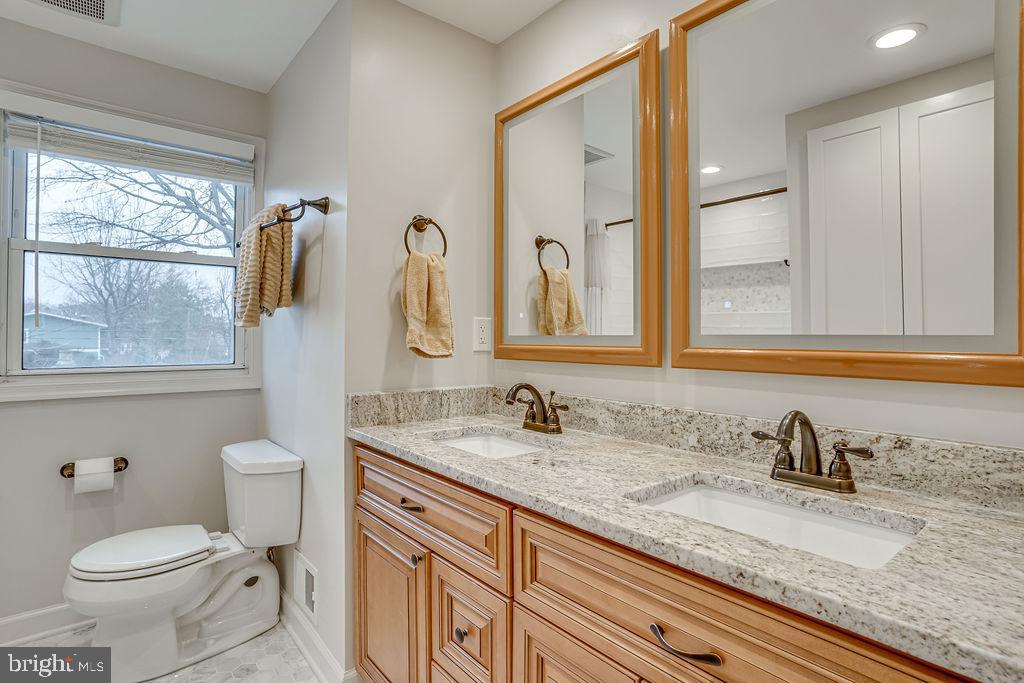 204 Uhler Ter Property Photo 21