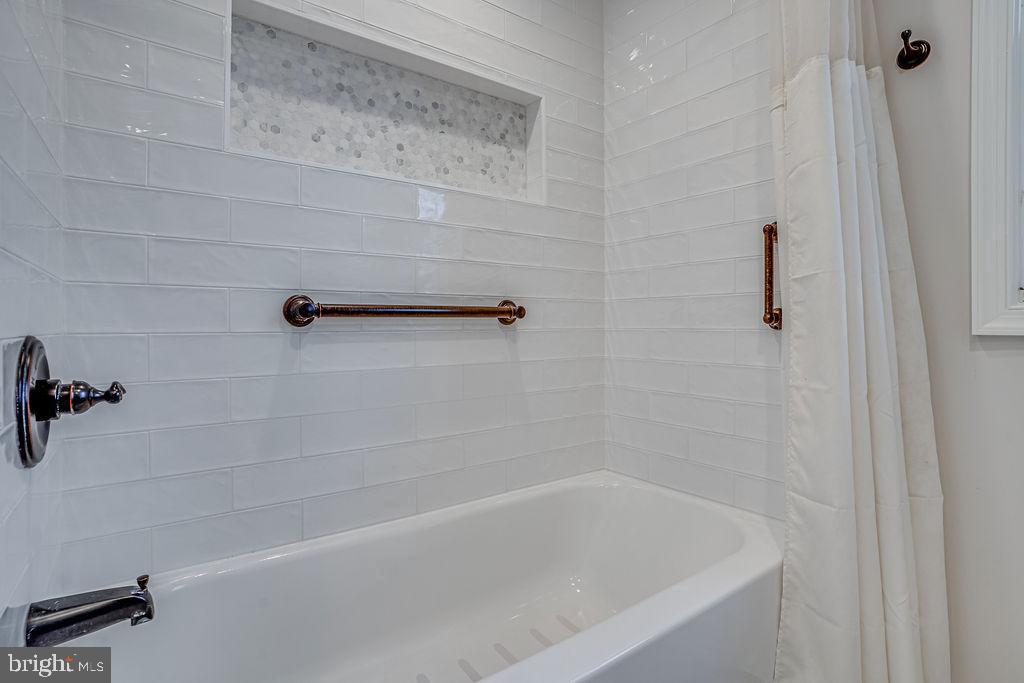 204 Uhler Ter Property Photo 22