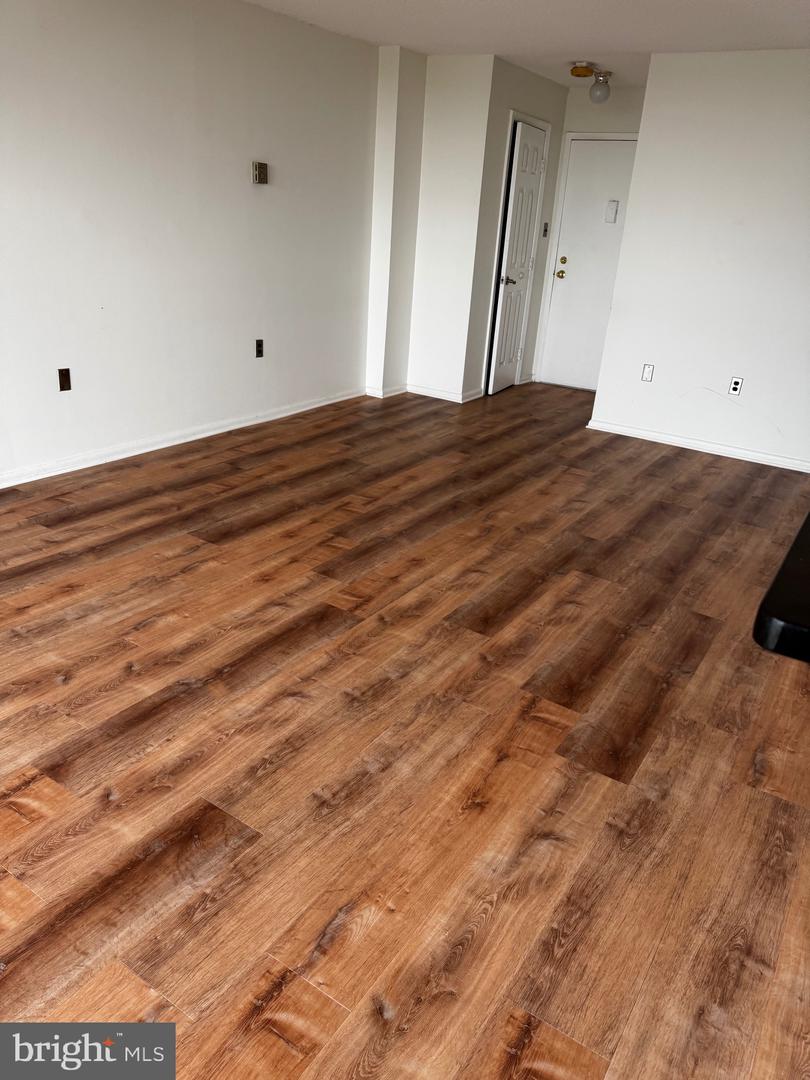 2500 N Van Dorn St #1415 Property Photo 20
