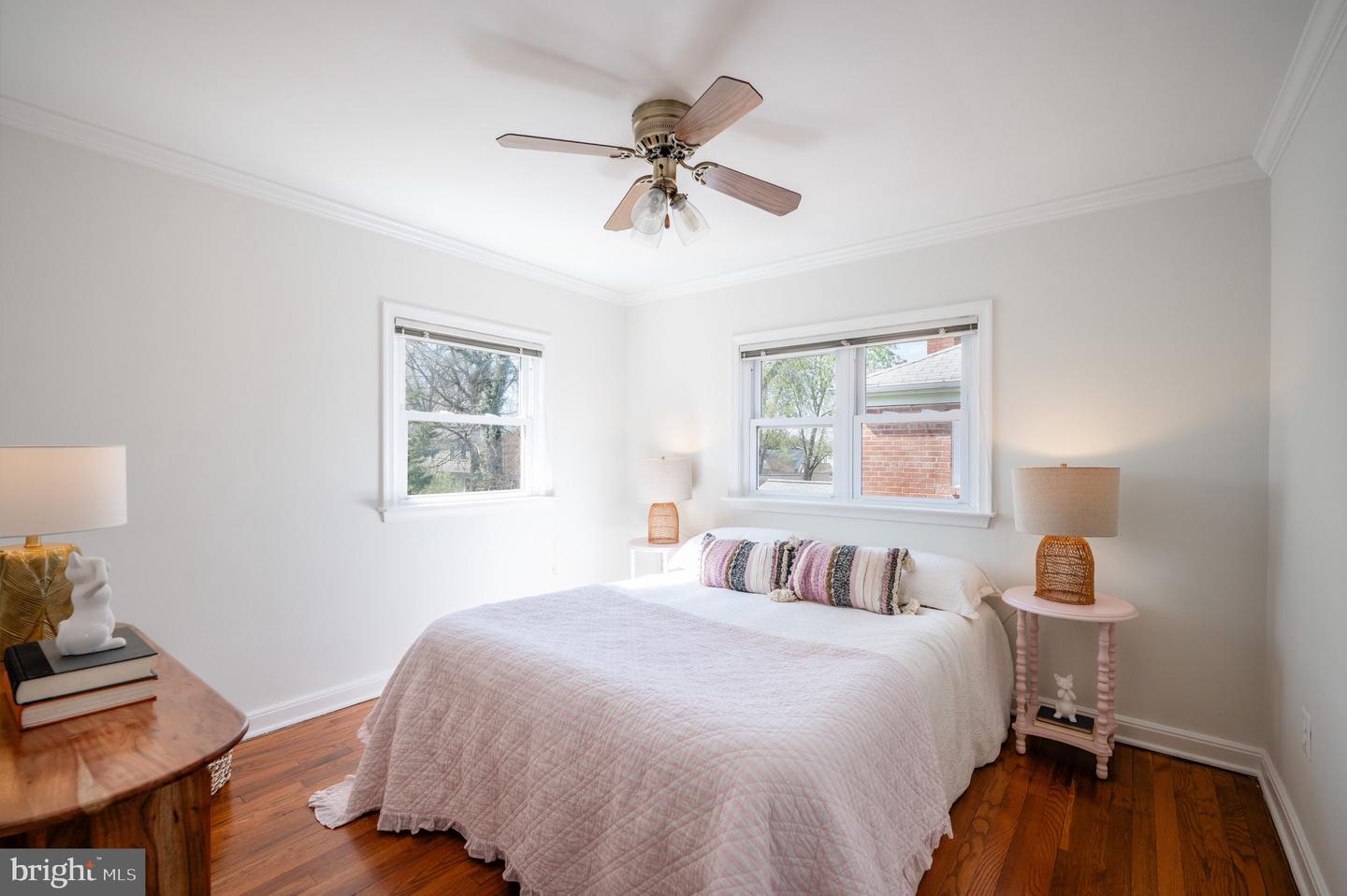 2406 Burke Ave #a Property Photo 12