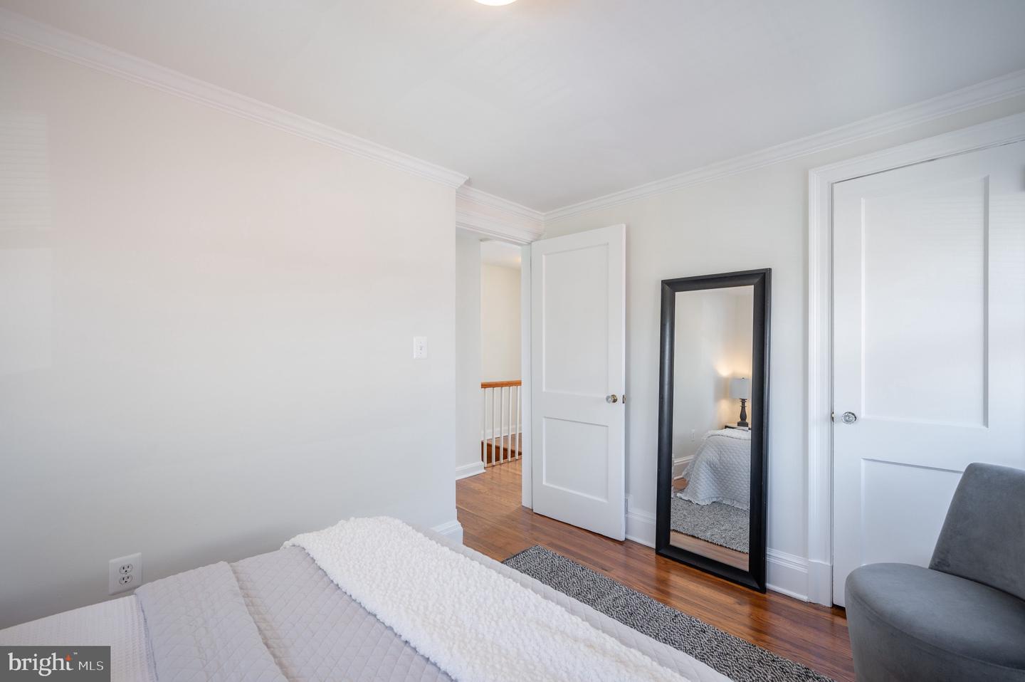 2406 Burke Ave #a Property Photo 15