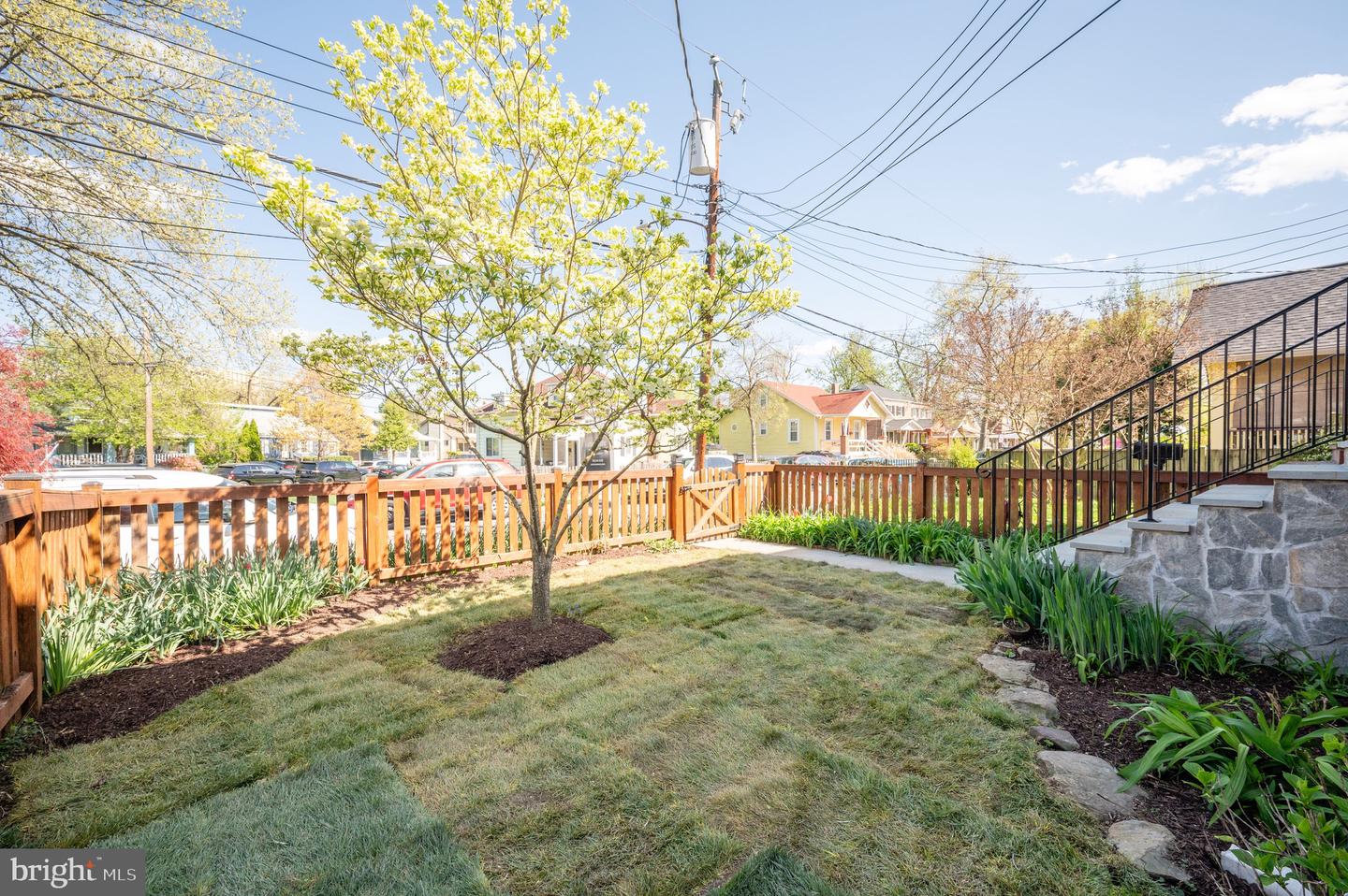 2406 Burke Ave #a Property Photo 24