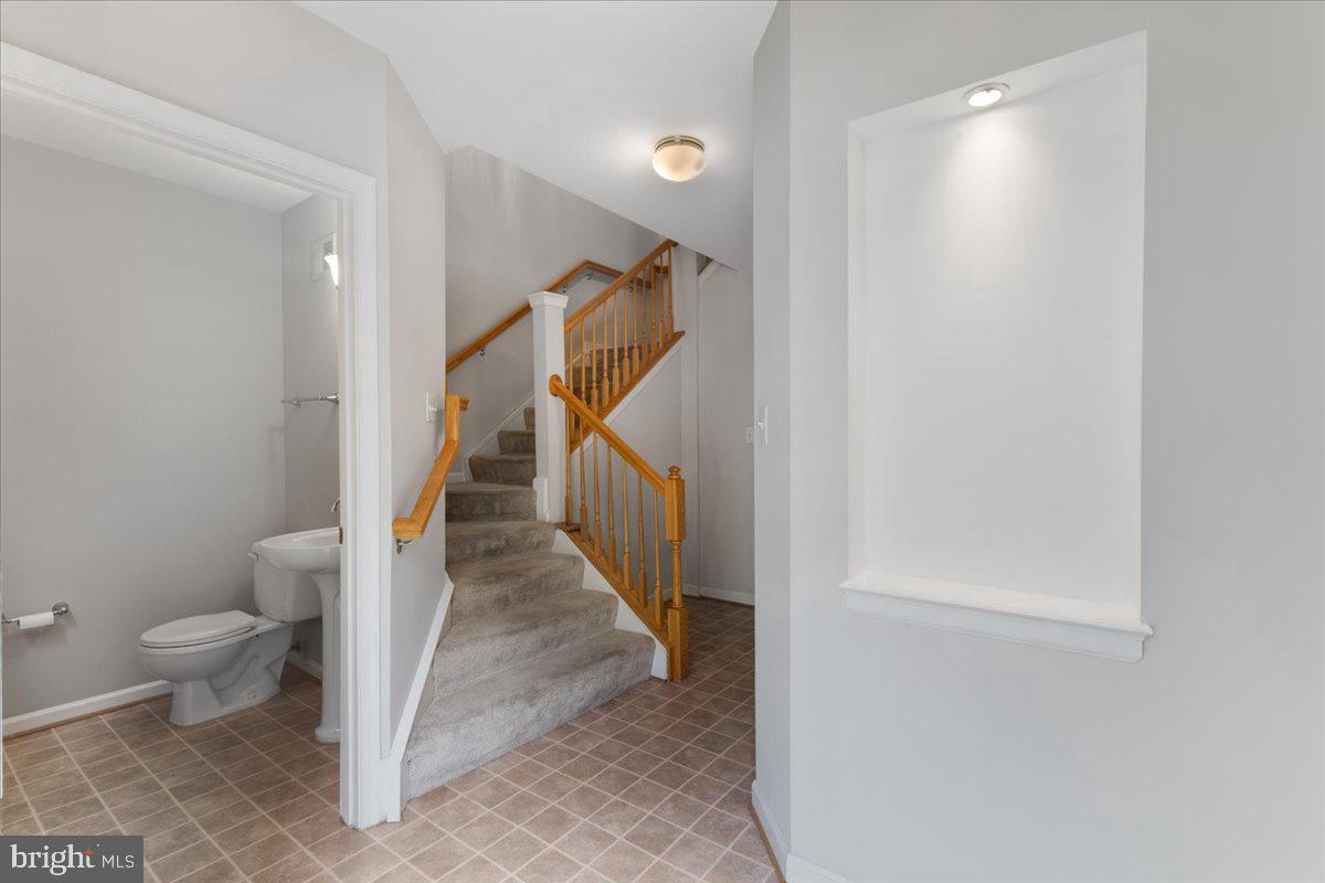 5831 Pearson Ln Property Photo 5