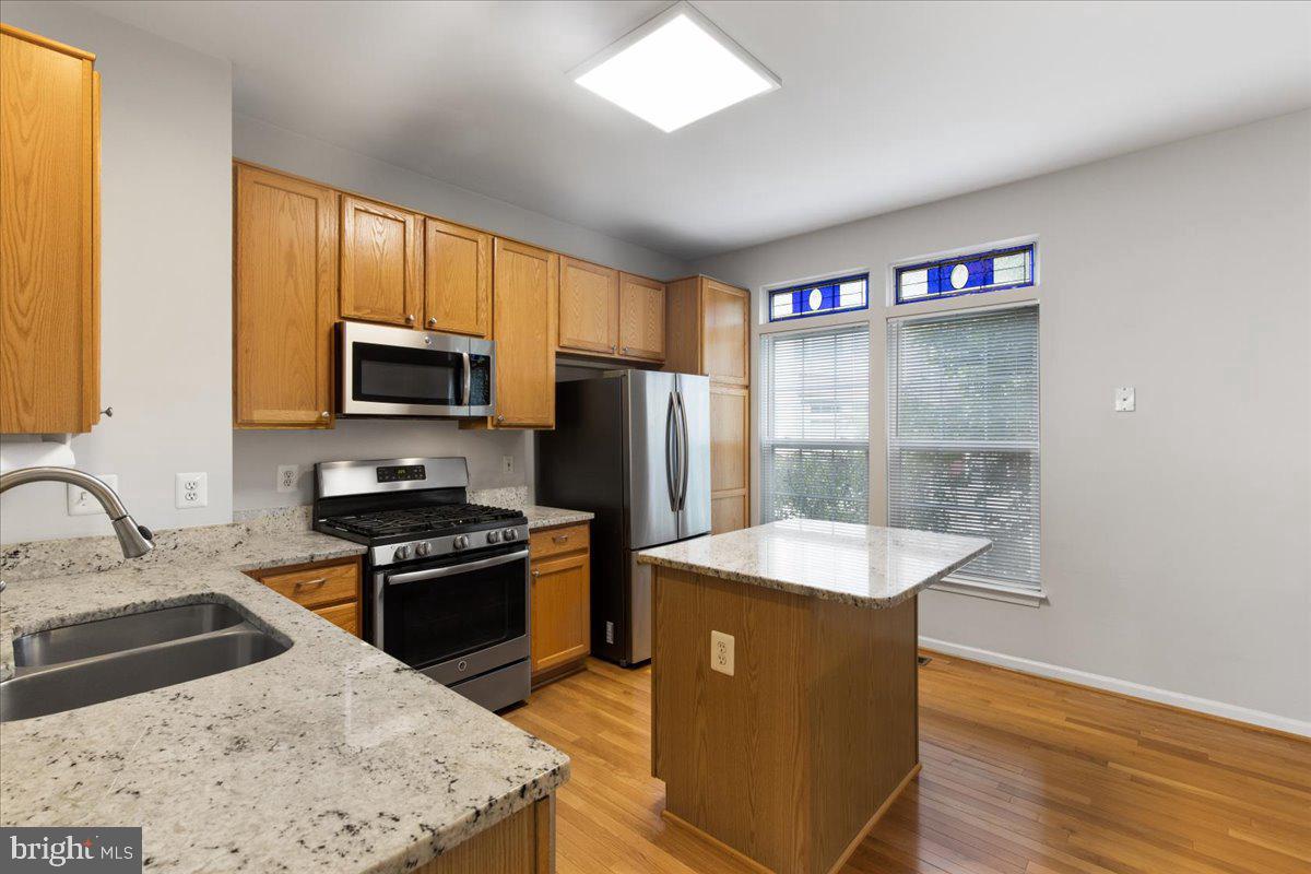 5831 Pearson Ln Property Photo 7