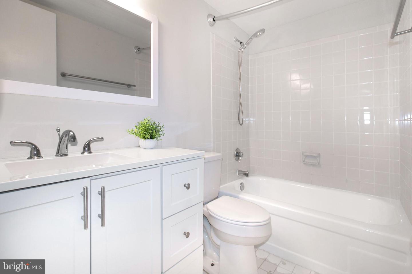 6300 Stevenson Ave #622 Property Photo 16