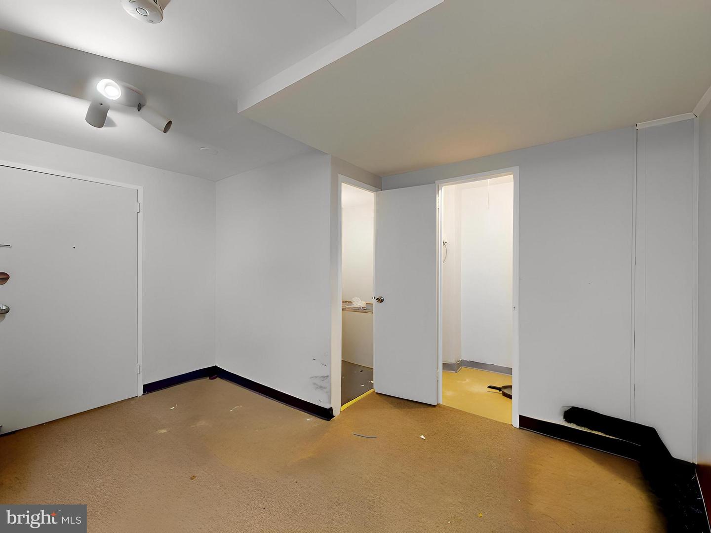 4600 Duke St #419 Property Photo 5