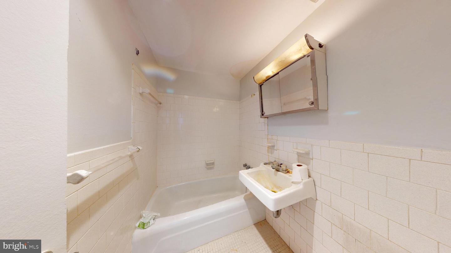 4600 Duke St #419 Property Photo 36