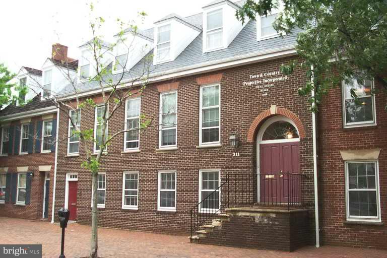 311 Washington St N #1l Property Photo 1