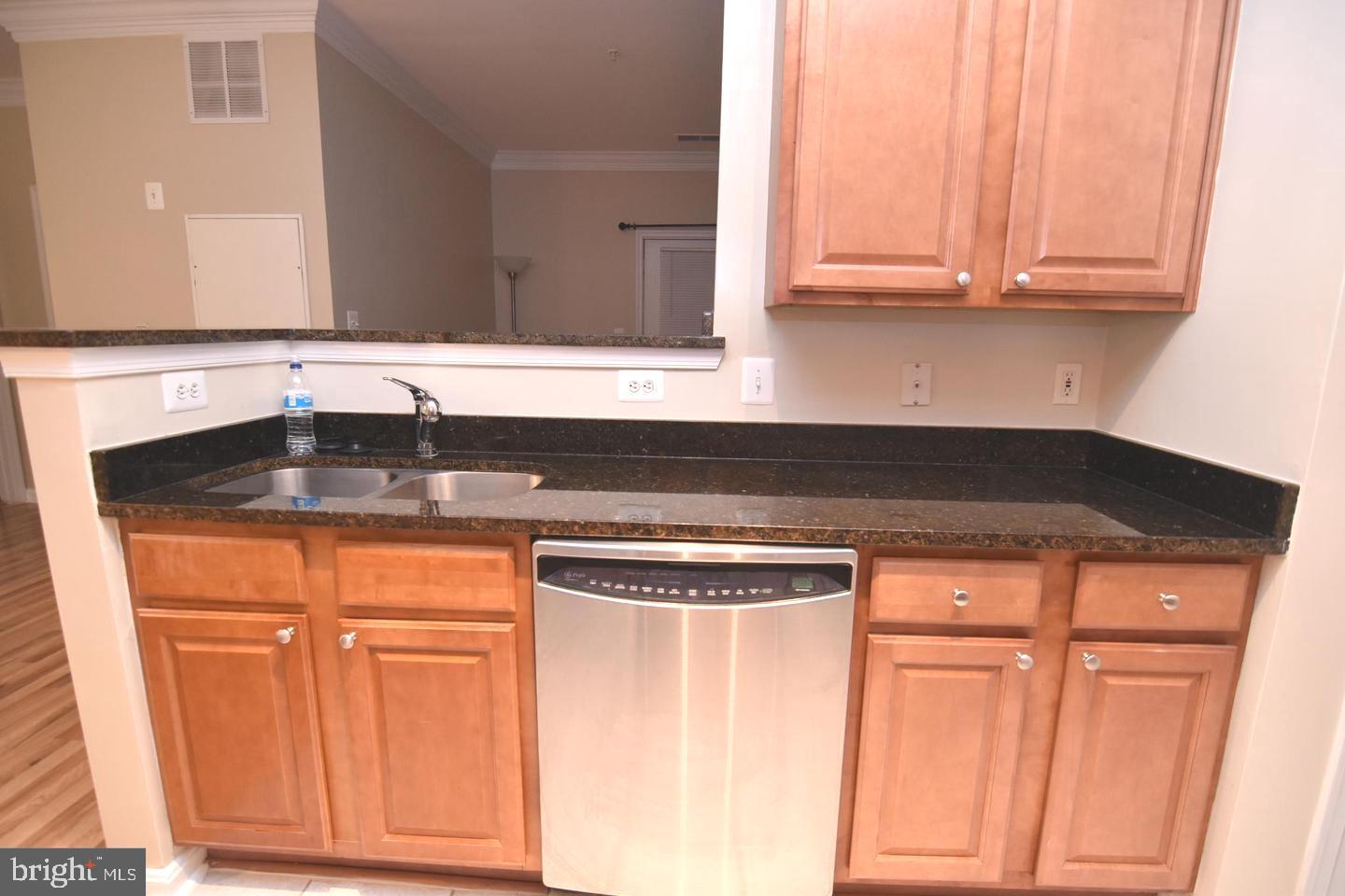 4852 Eisenhower Ave #135 Property Photo 12