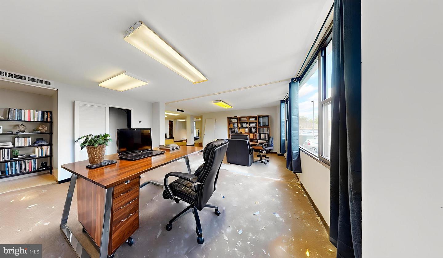 4600 Duke St #419 / 420 Property Photo 10