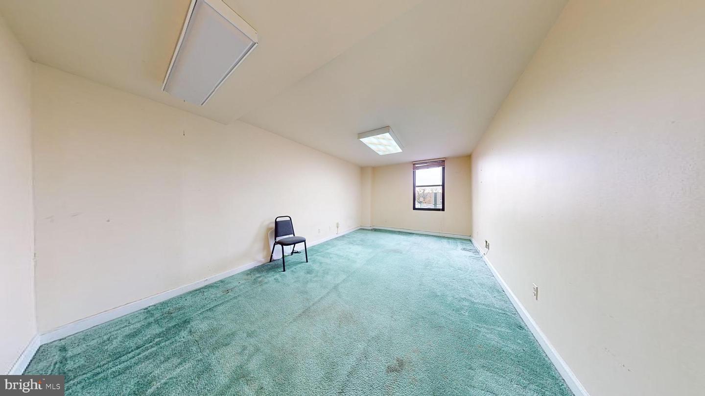 4600 Duke St #328 Property Photo 17