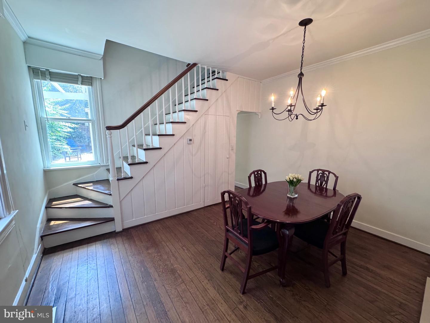 210 Gibbon St Property Photo 9
