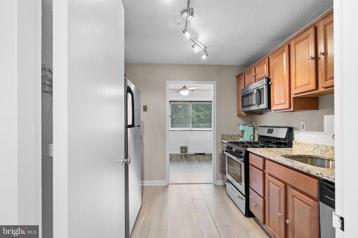 2500 N Van Dorn St #524 Property Photo 14