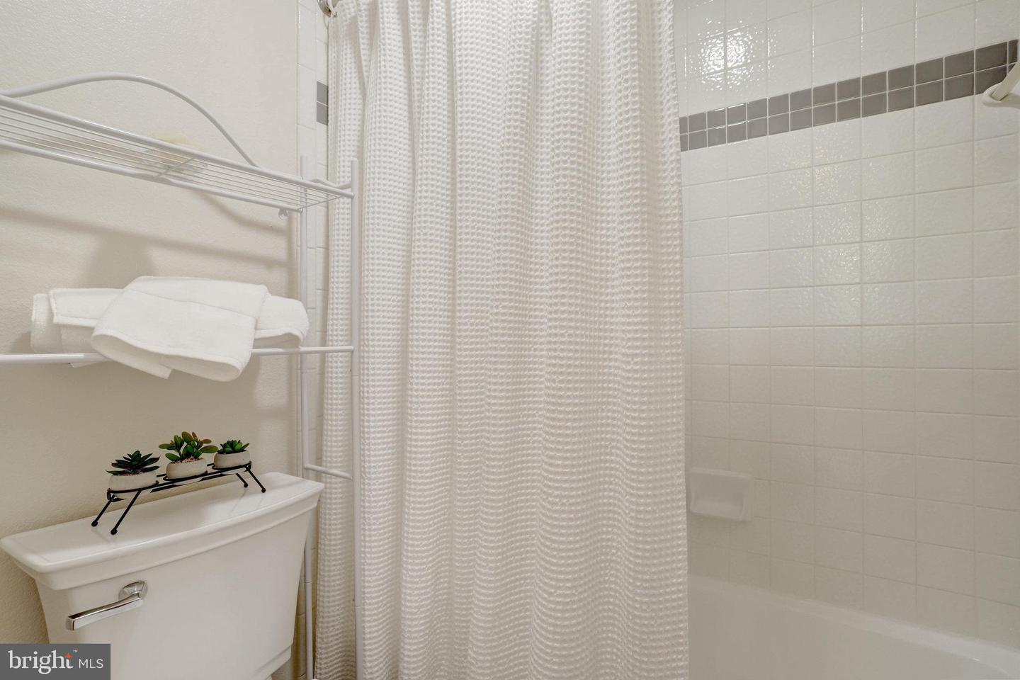 3315 Wyndham Cir #2235 Property Photo 24