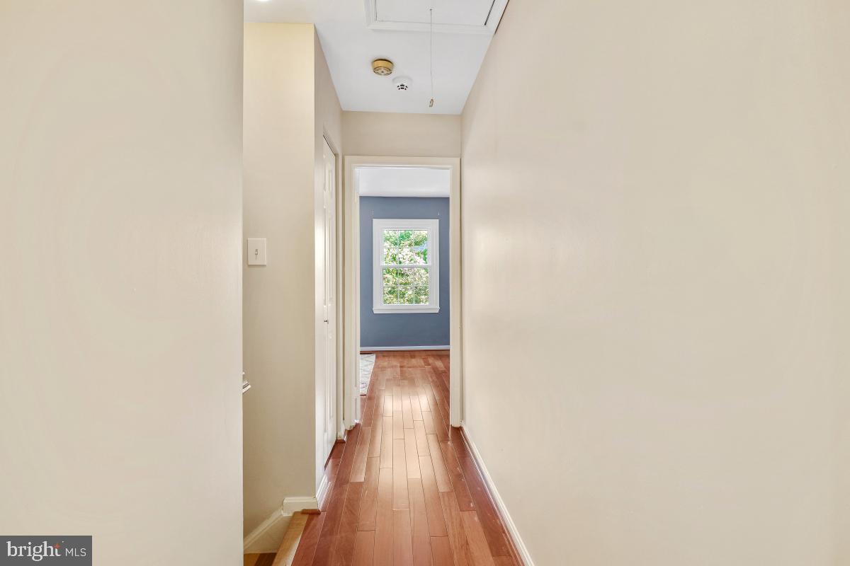 907 Franklin St Property Photo 27