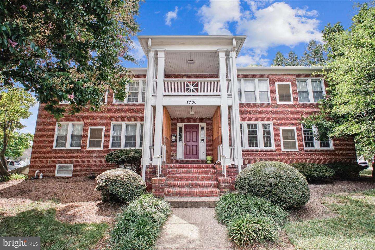 1706 DEWITT AVE #A