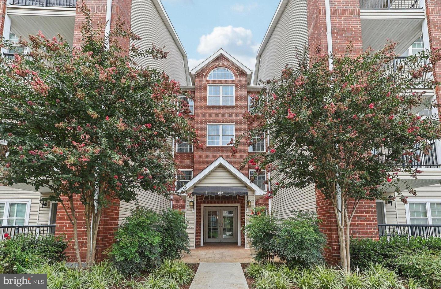 3307 Wyndham Cir #4159 Property Photo 1