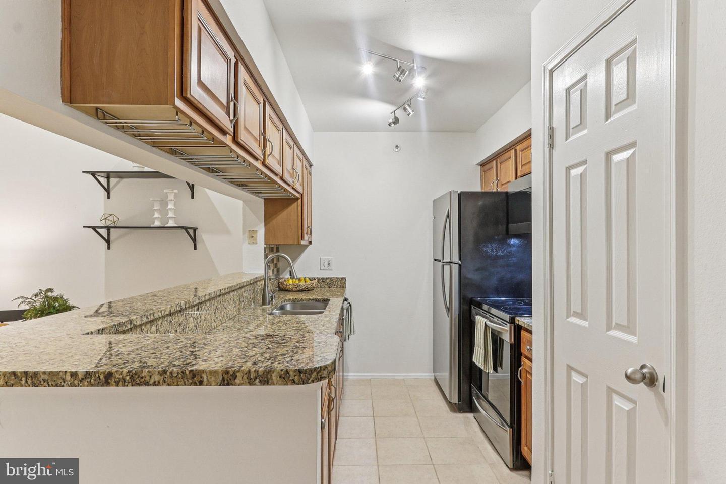 3307 Wyndham Cir #4159 Property Photo 5