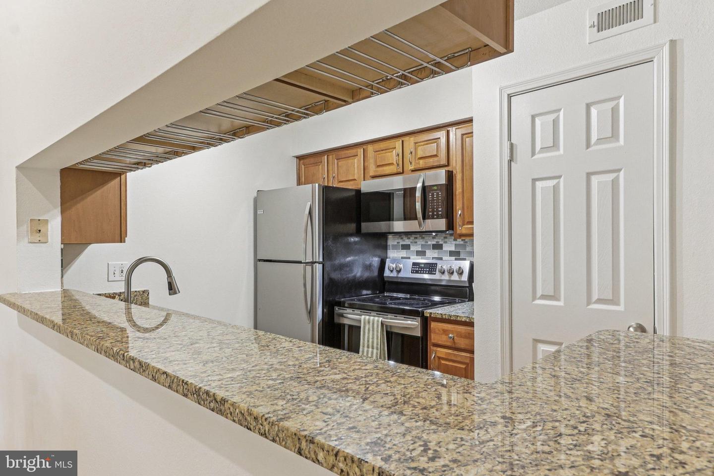 3307 Wyndham Cir #4159 Property Photo 8