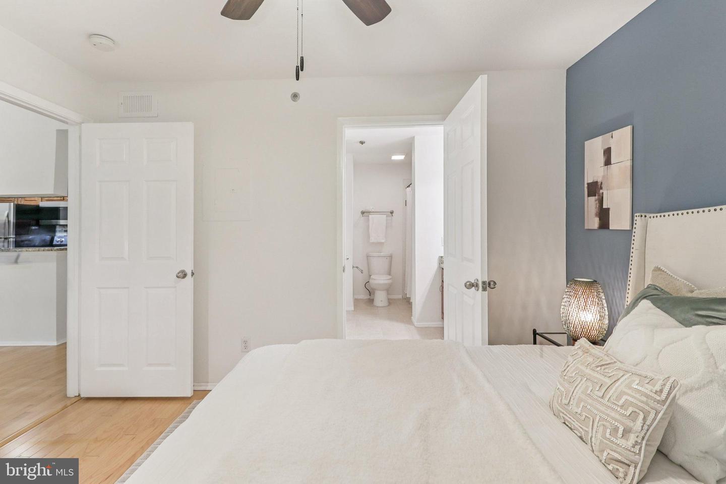 3307 Wyndham Cir #4159 Property Photo 22