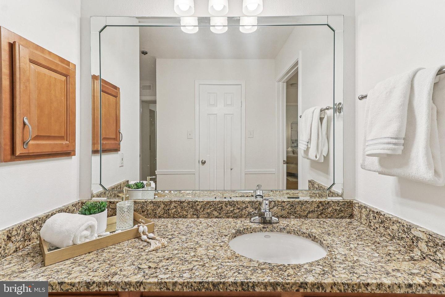 3307 Wyndham Cir #4159 Property Photo 25