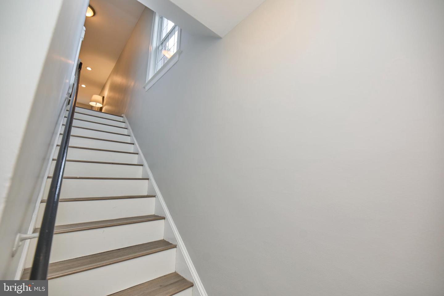 3111 Valley Dr Property Photo 5