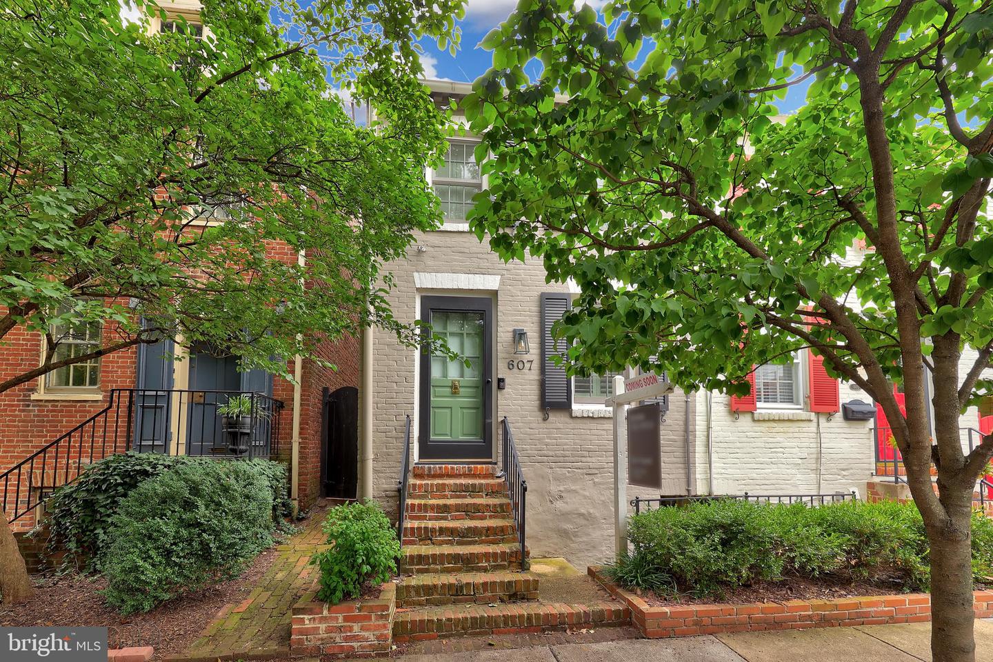 607 S Saint Asaph St Property Photo 1