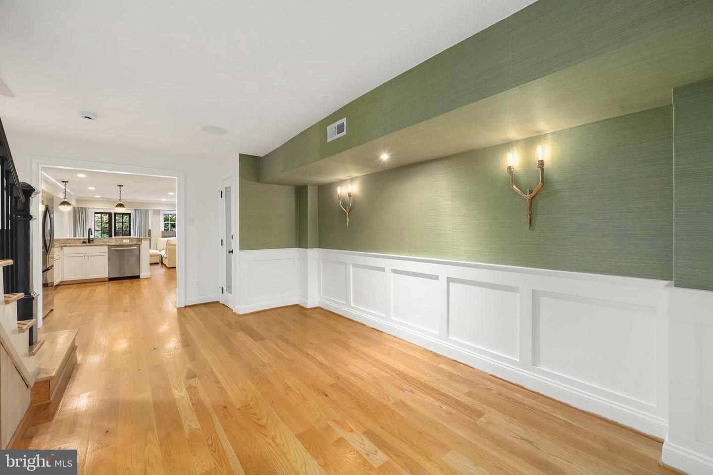 607 S Saint Asaph St Property Photo 7