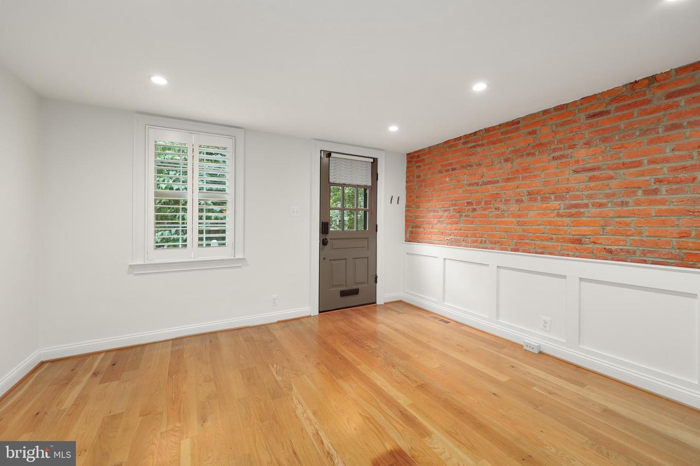 607 S Saint Asaph St Property Photo 15