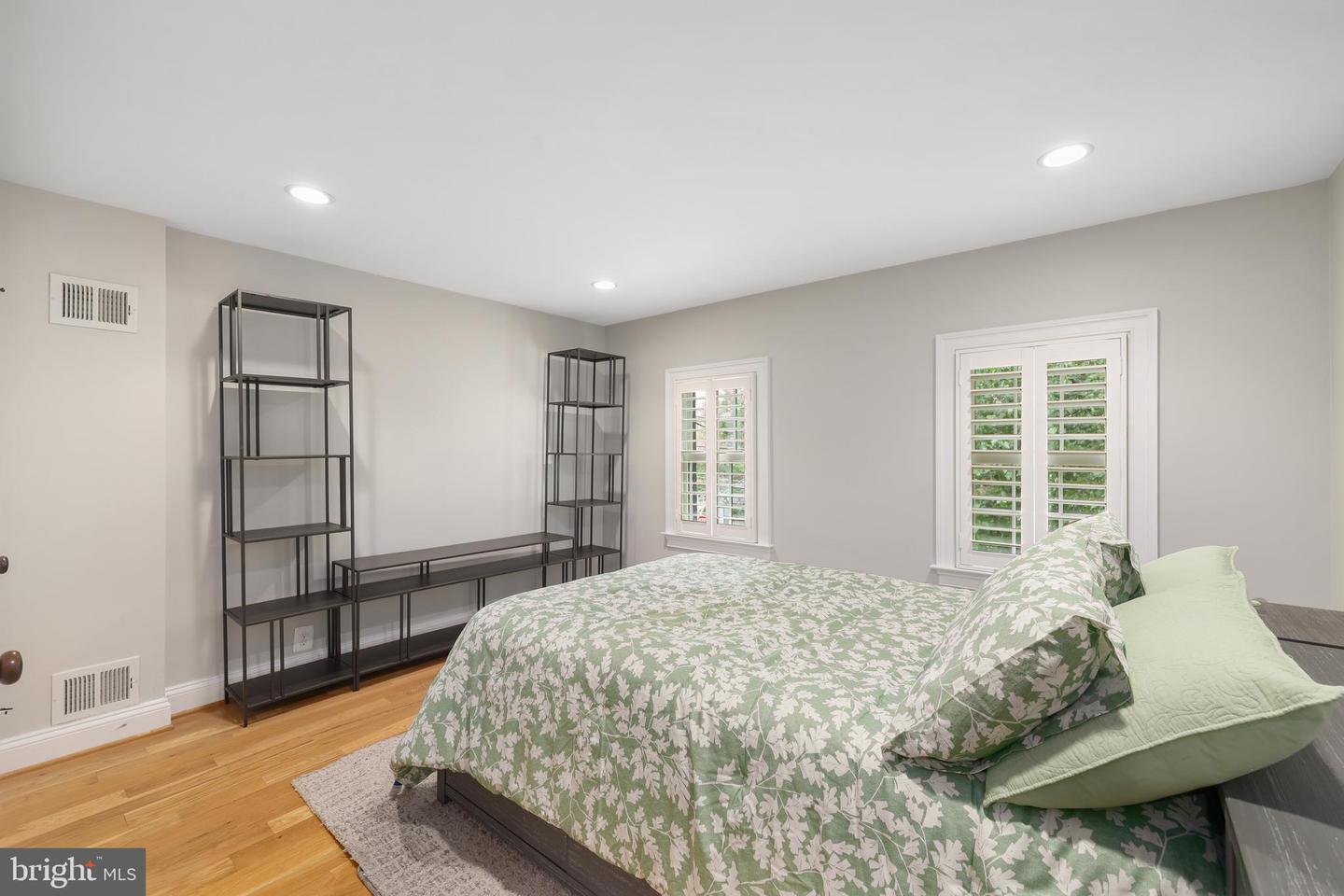 607 S Saint Asaph St Property Photo 17