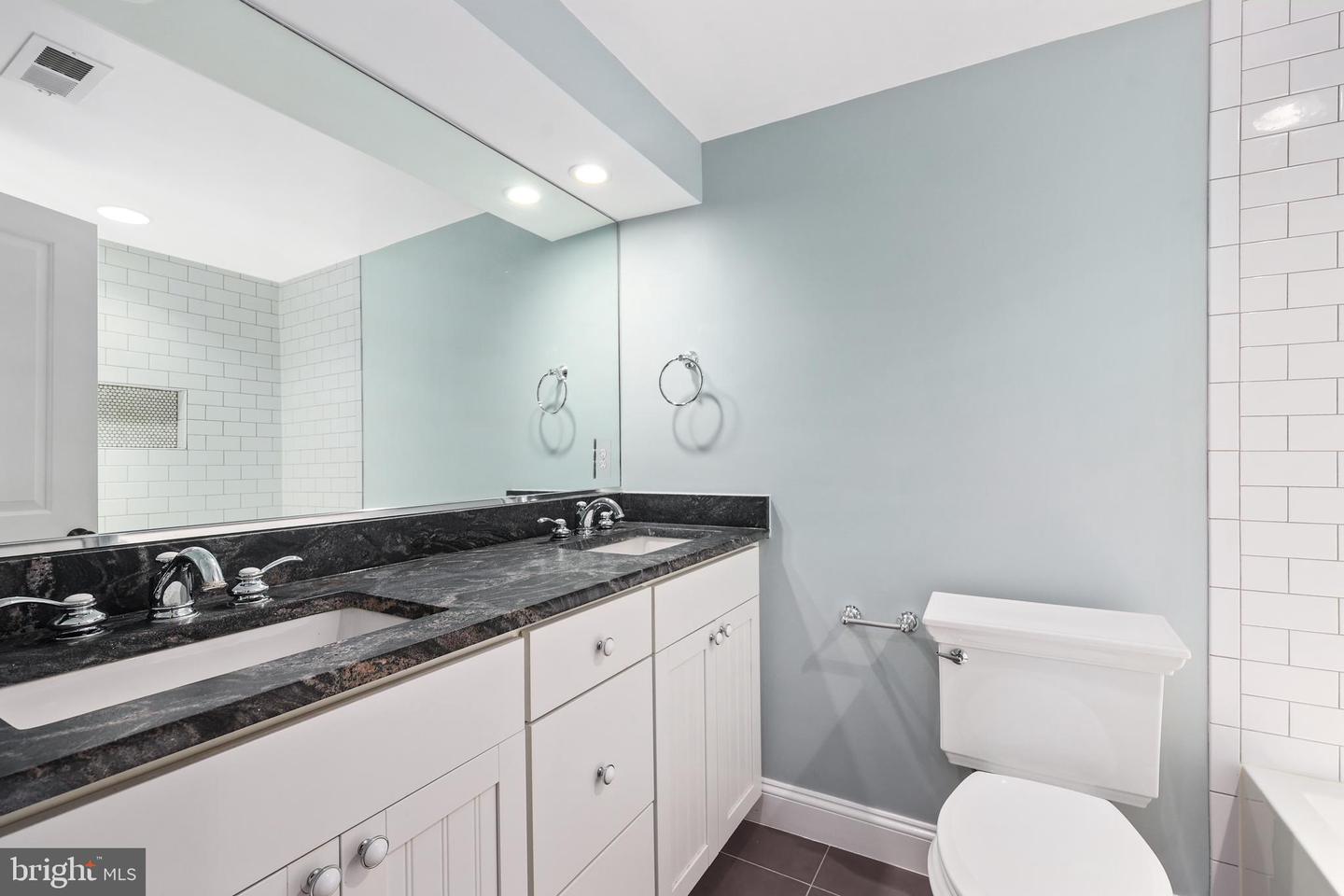 607 S Saint Asaph St Property Photo 20