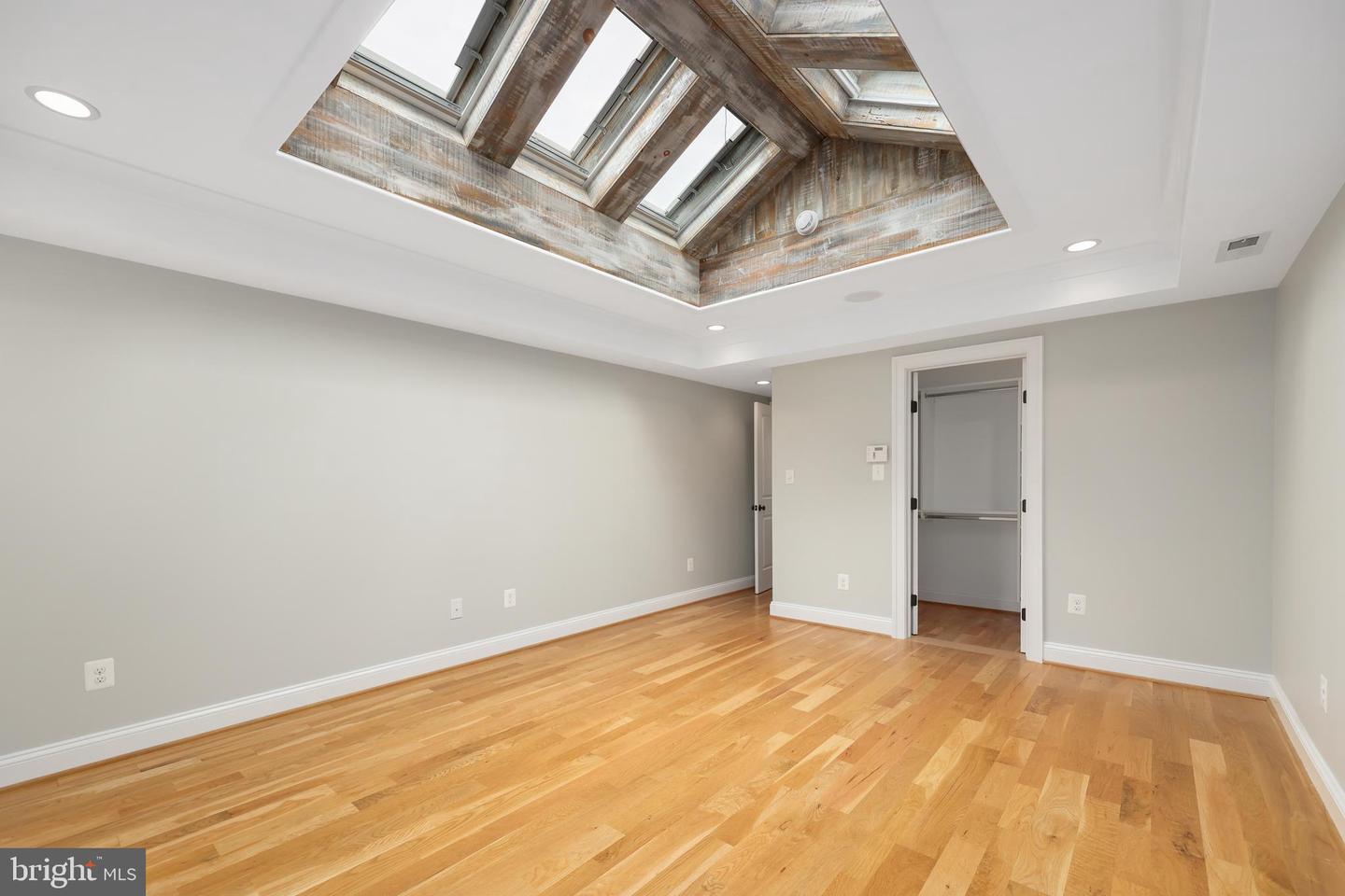 607 S Saint Asaph St Property Photo 27