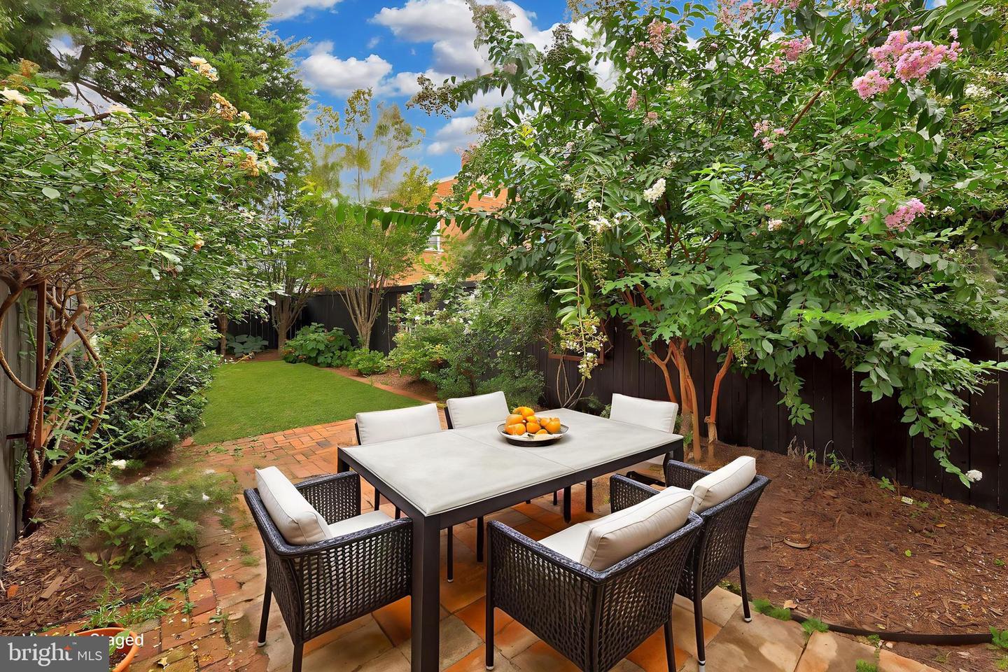 607 S Saint Asaph St Property Photo 34