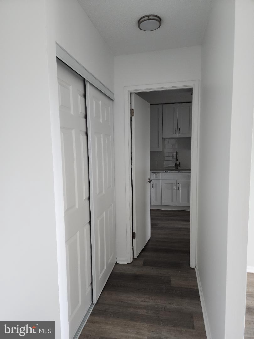 307 Yoakum Pkwy #1024 Property Photo 7