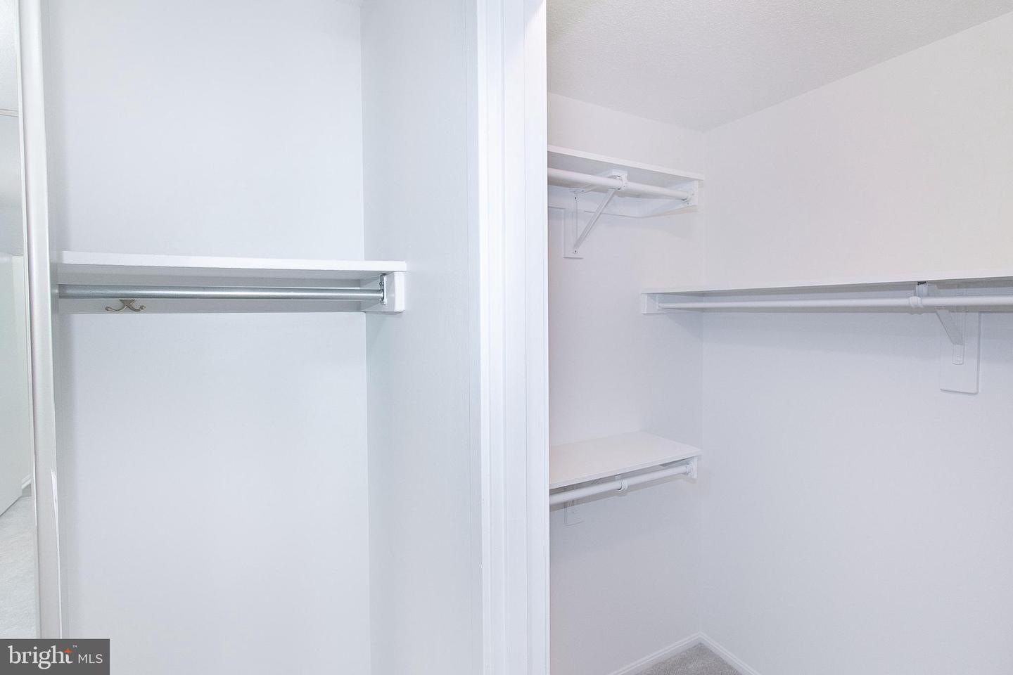 307 Yoakum Pkwy #1024 Property Photo 32