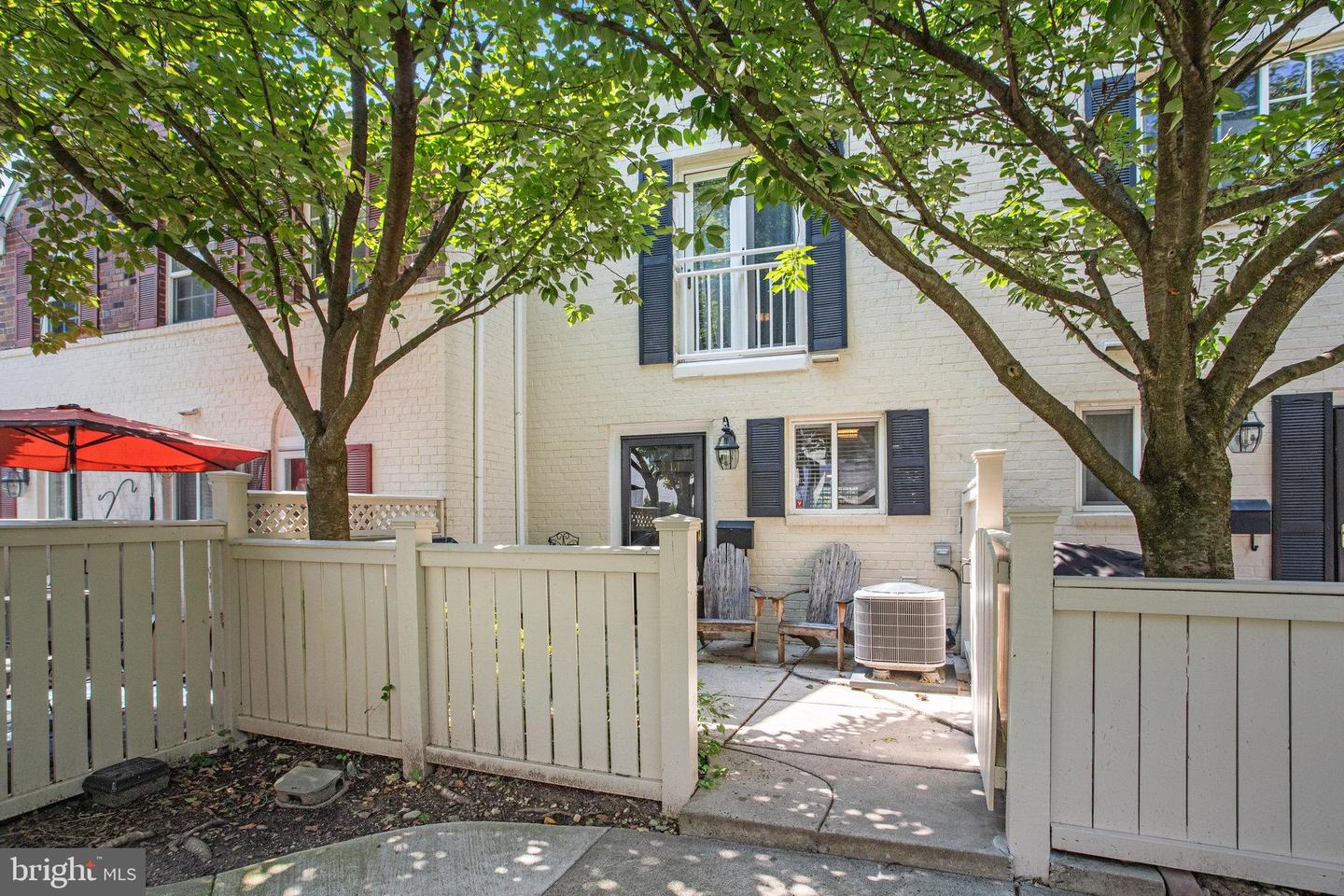 1311 N Van Dorn St Property Photo 1