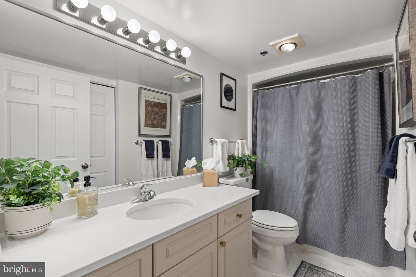 2151 Jamieson Ave #601 Property Photo 27