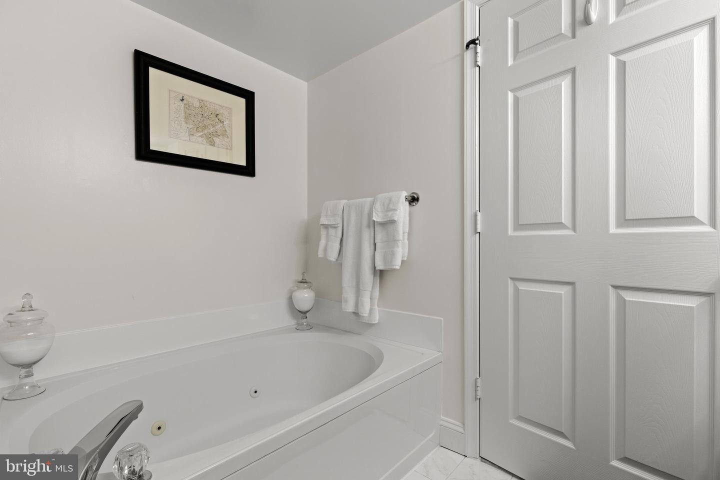 2151 Jamieson Ave #601 Property Photo 31