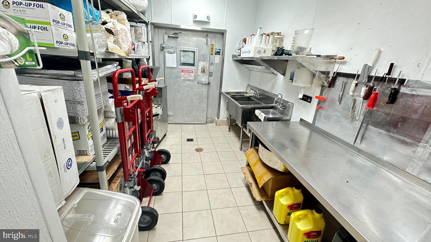 210 Swamp Fox Rd Property Photo 19
