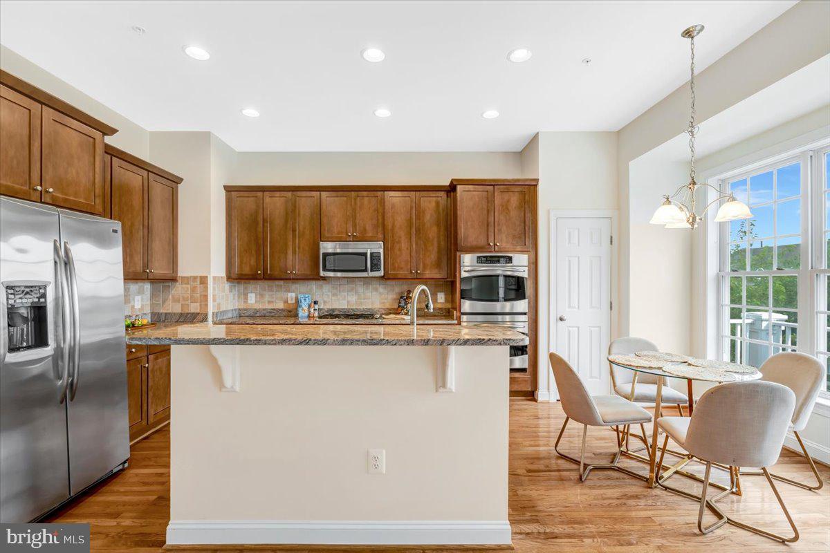 3534 Goddard Way Property Photo 12