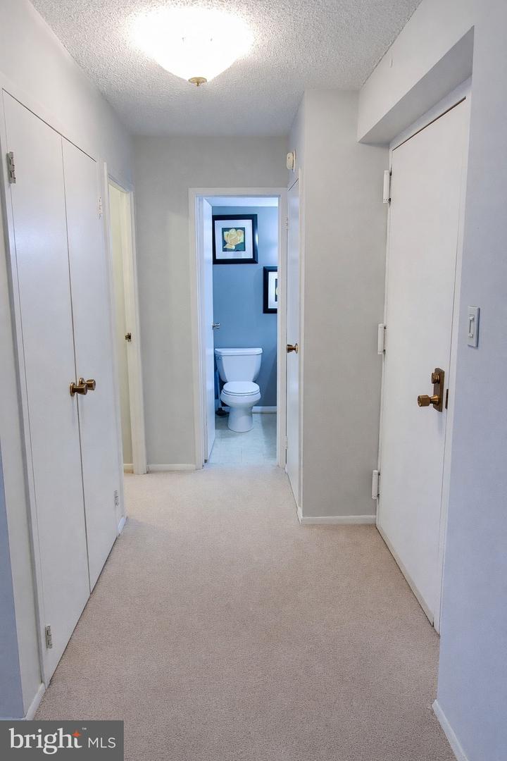 250 S Reynolds St #502 Property Photo 13
