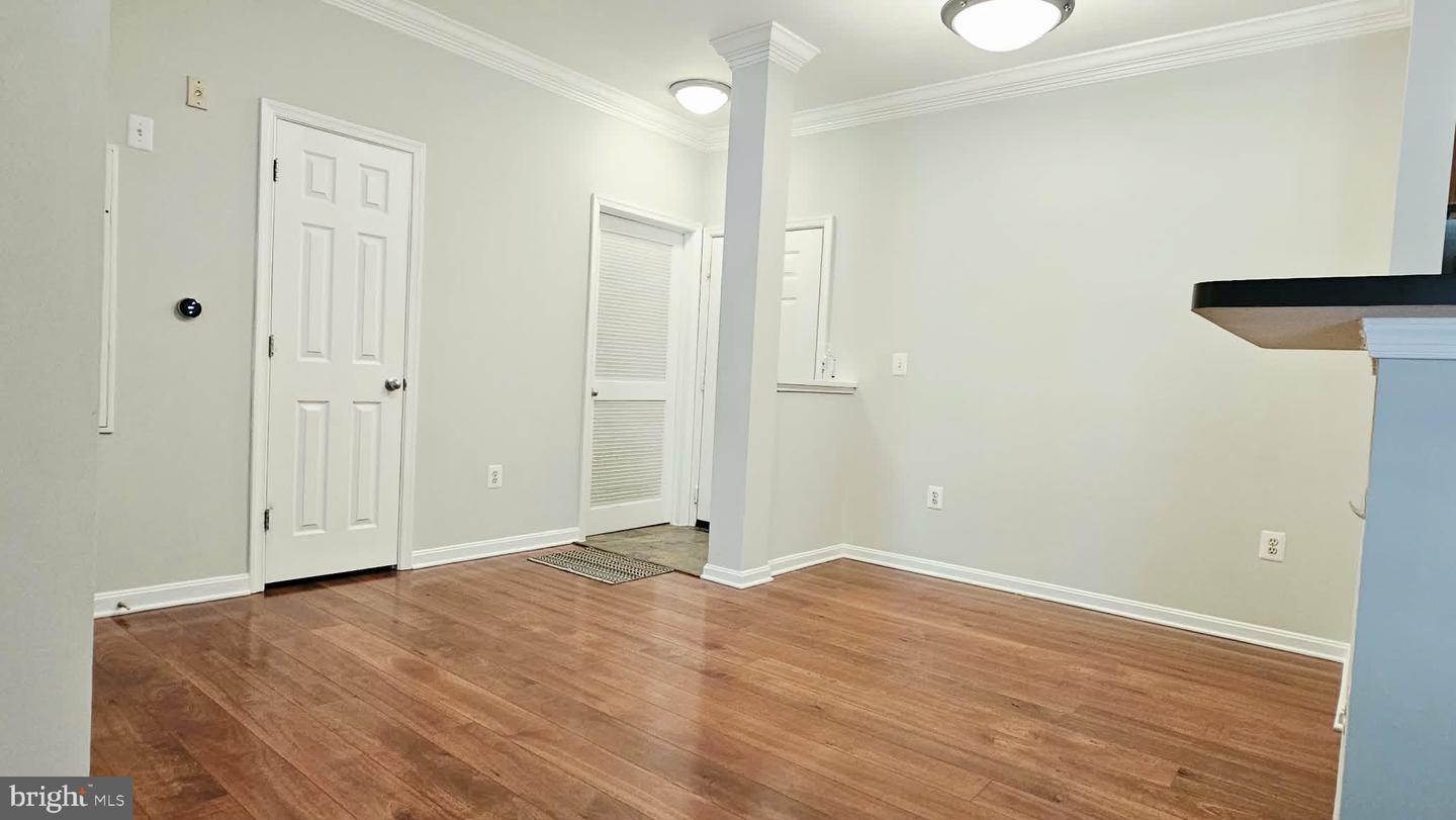 4862 Eisenhower Ave #158 Property Photo 5