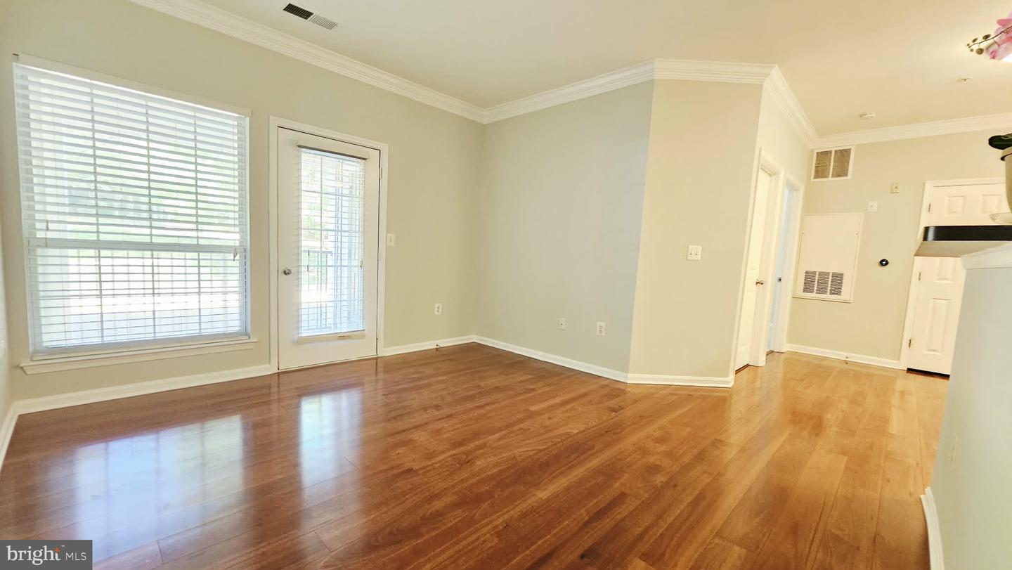4862 Eisenhower Ave #158 Property Photo 10
