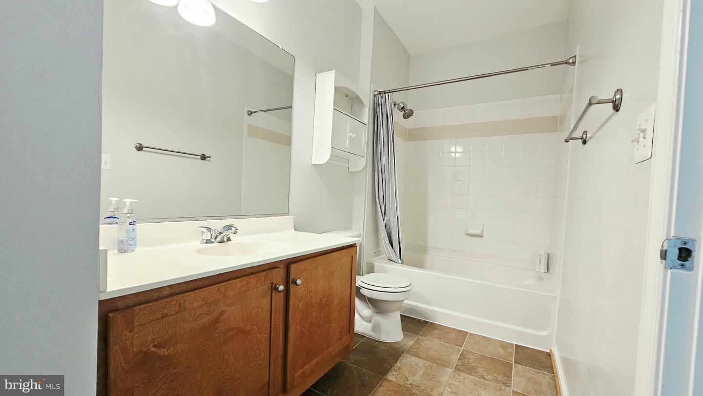 4862 Eisenhower Ave #158 Property Photo 24