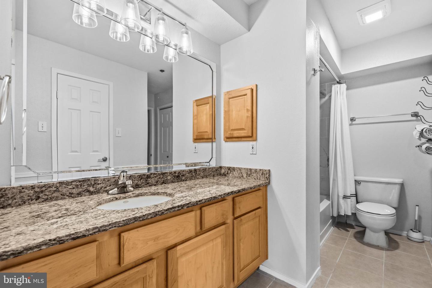 3307 Wyndham Cir #1160 Property Photo 16