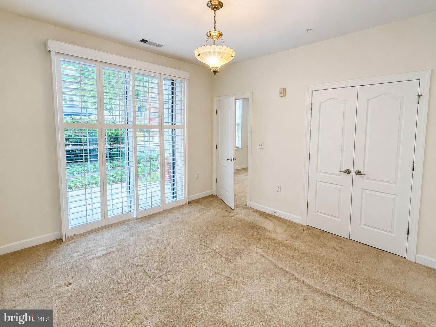 400 Cameron Station Blvd #117 Property Photo 10