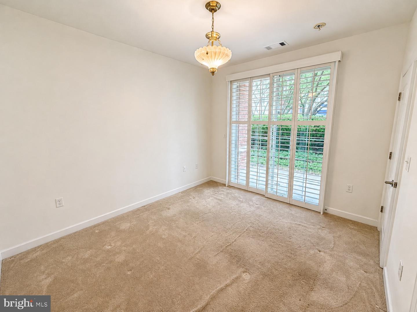 400 Cameron Station Blvd #117 Property Photo 11