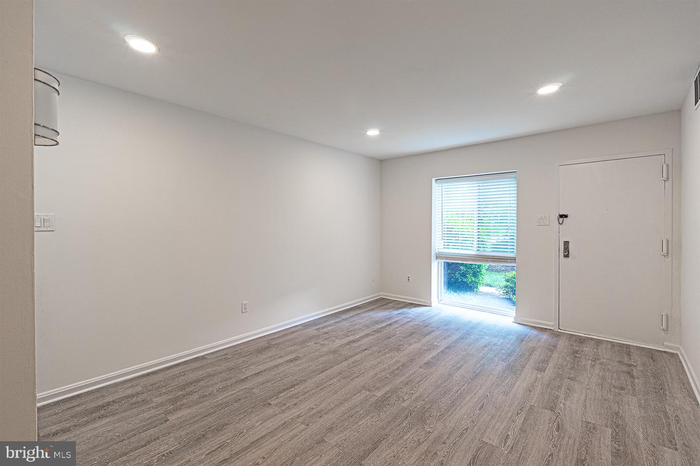 6141 Edsall Rd #b Property Photo 2