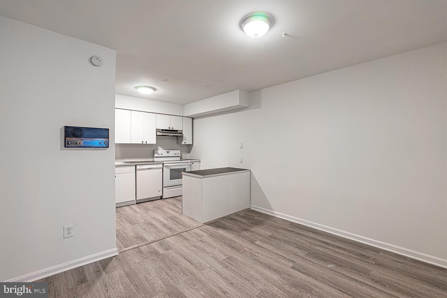 6141 Edsall Rd #b Property Photo 7